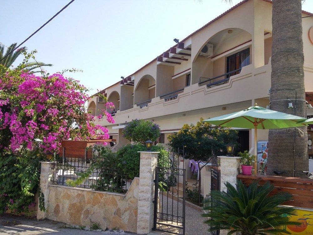 Nikolas Suites Kato Daratso Exteriér fotografie